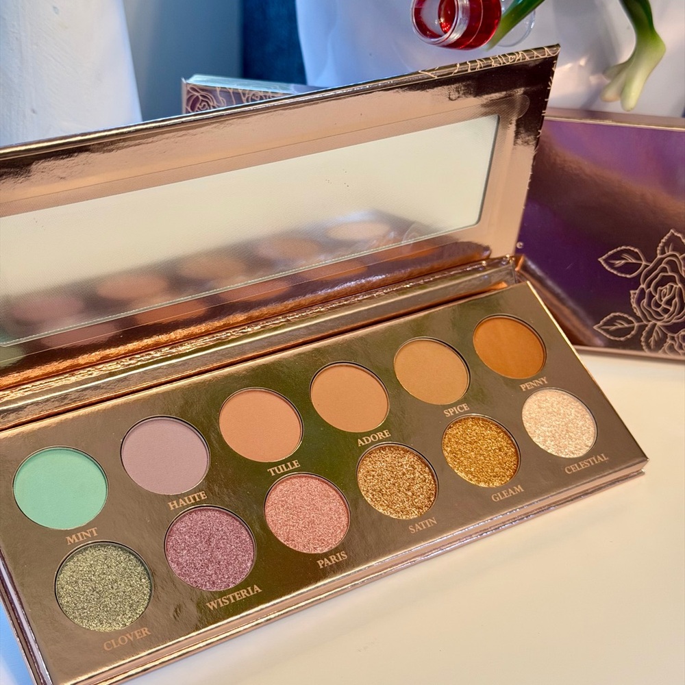 GIRLACTIK The Essential Eyeshadow Palette Vol 2 - Picture 5 of 11